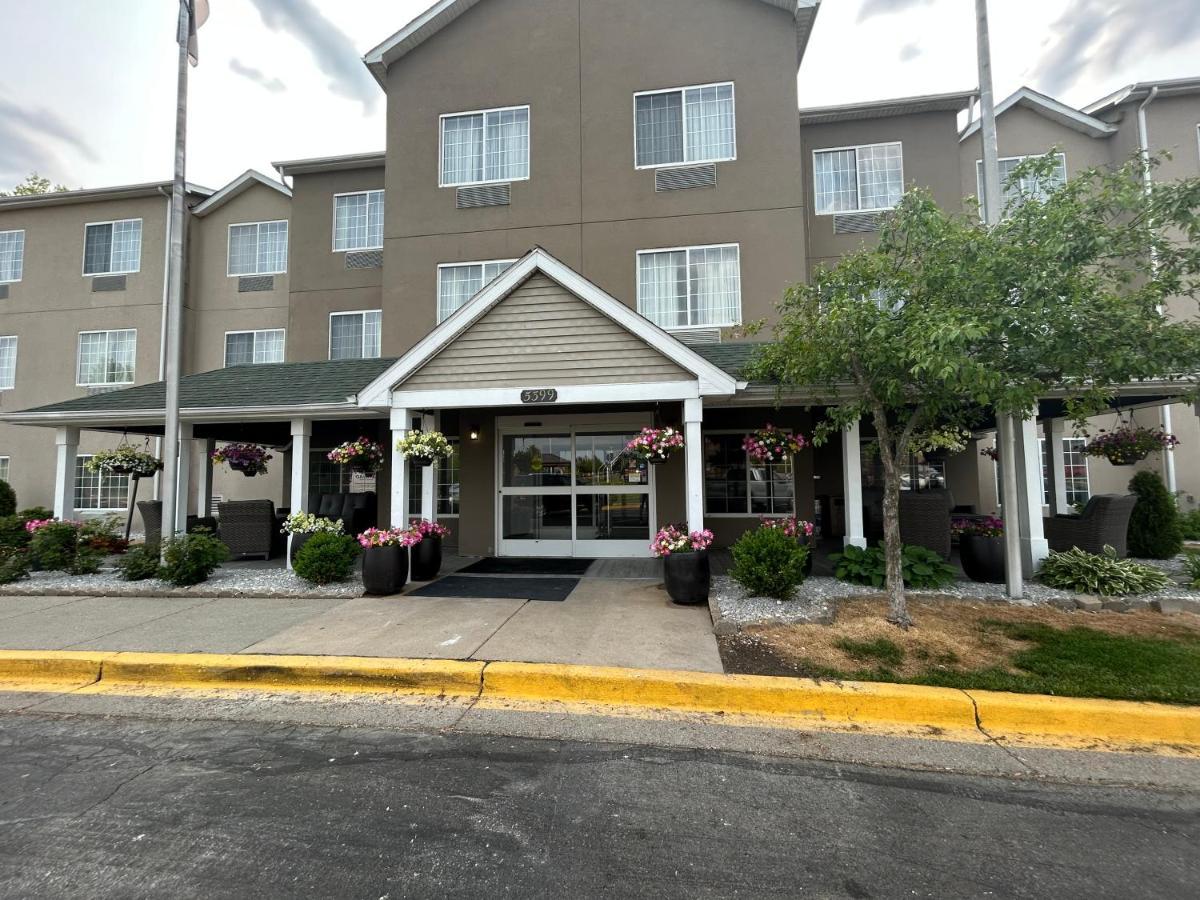 Country Inn & Suites By Radisson, Grand Rapids Airport, Mi Cascade Exteriér fotografie