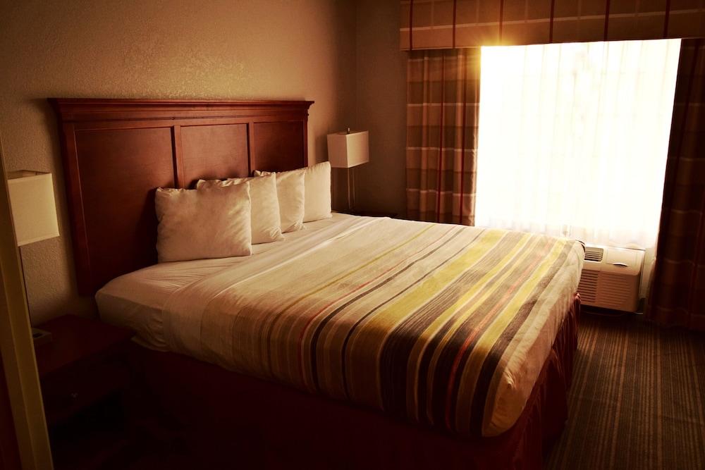 Country Inn & Suites By Radisson, Grand Rapids Airport, Mi Cascade Exteriér fotografie