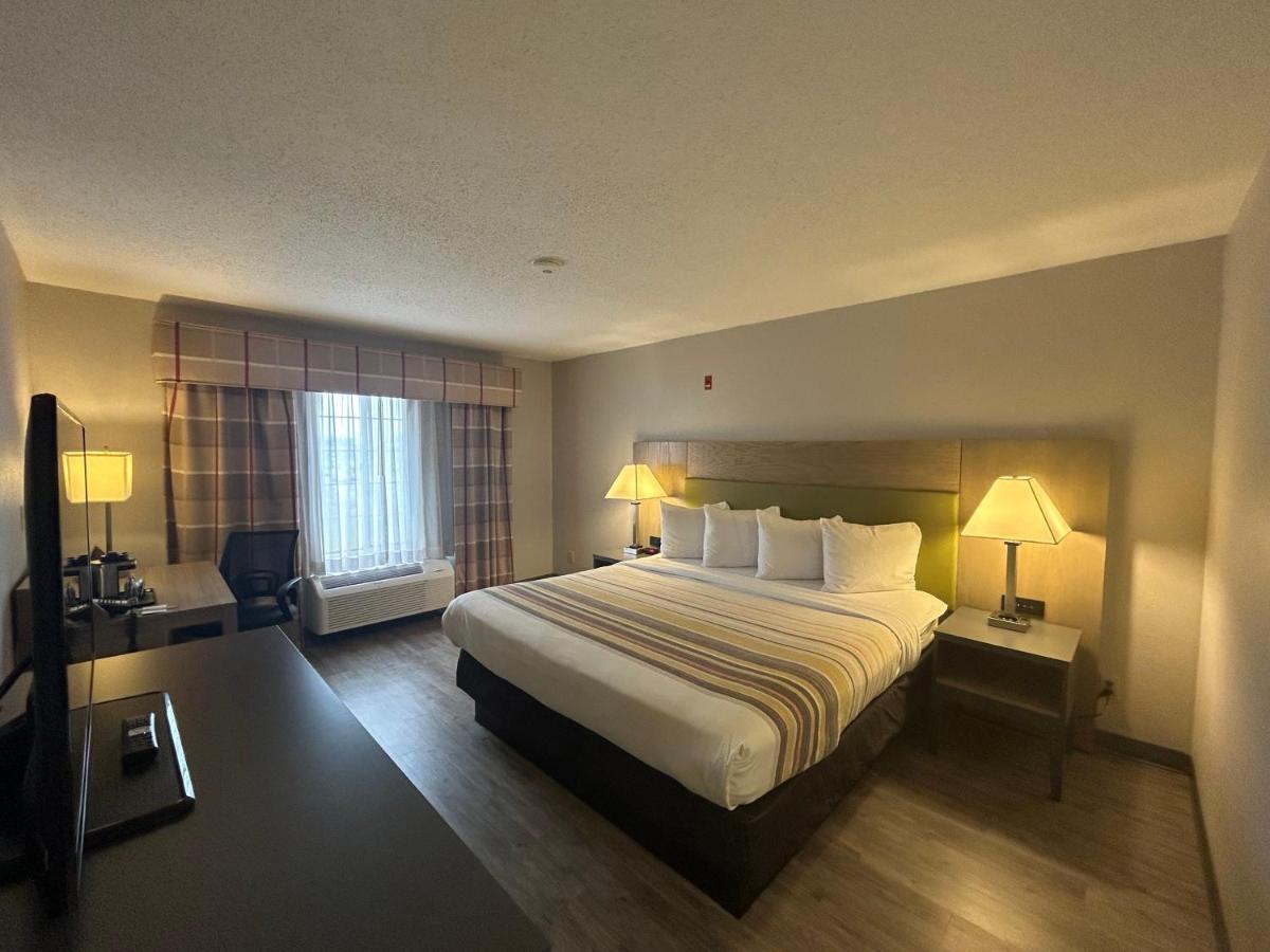 Country Inn & Suites By Radisson, Grand Rapids Airport, Mi Cascade Exteriér fotografie