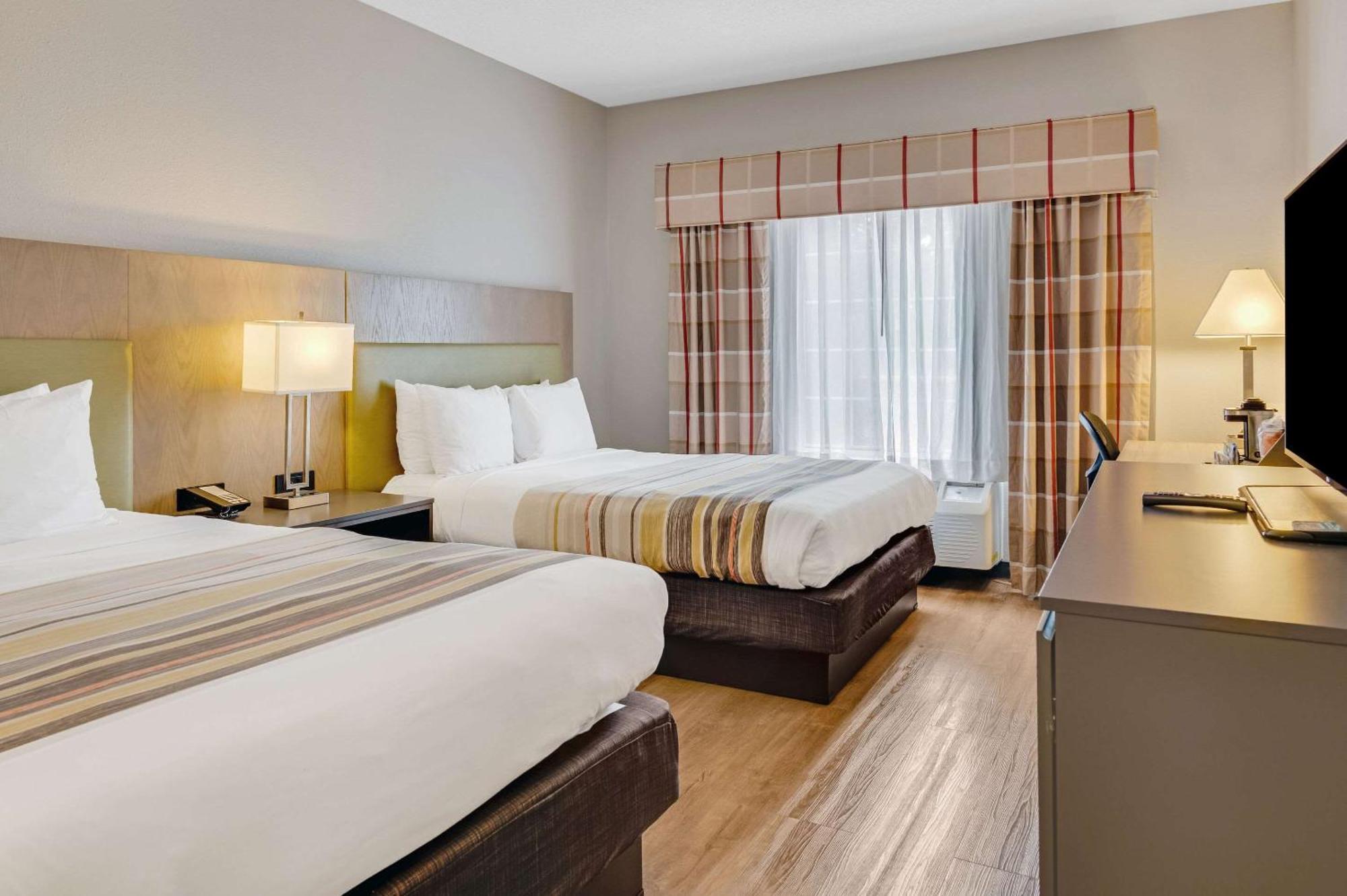 Country Inn & Suites By Radisson, Grand Rapids Airport, Mi Cascade Exteriér fotografie